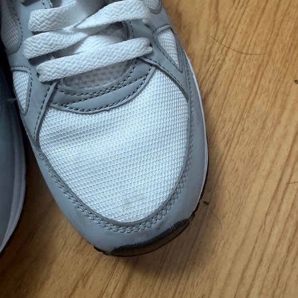 Nike White and Gray Sneakers with Teal Swoosh - Picture 3 of 4